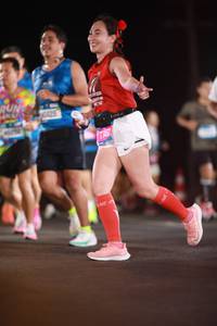 BIB: 0426
                            <button type="button" onclick="openModal(21565272)" class="btn btn-primary btn-sm float-right btn-popup" data-toggle="modal" data-target=".modal-high-quality">
                        <i class="fas fa-shopping-cart"></i> Add to Cart
                    </button>
                                            <button type="button" onclick="isThisMe(21565272, true)" class="btn btn-success btn-sm float-right btn-popup btn-isme hidden" data-toggle="tooltip" data-placement="bottom" title="นี่คือรูปของคุณใช่ไหม คลิกที่นี่เพื่อเอาเข้าอัลบั้ม">
                        <i class="fas fa-plus"></i> Add to album
                    </button>
                    <button type="button" onclick="isThisMe(21565272, false)" class="btn btn-warning btn-sm float-right btn-popup btn-isnotme hidden">
                        <i class="fas fa-ban"></i> Remove from album
                    </button>